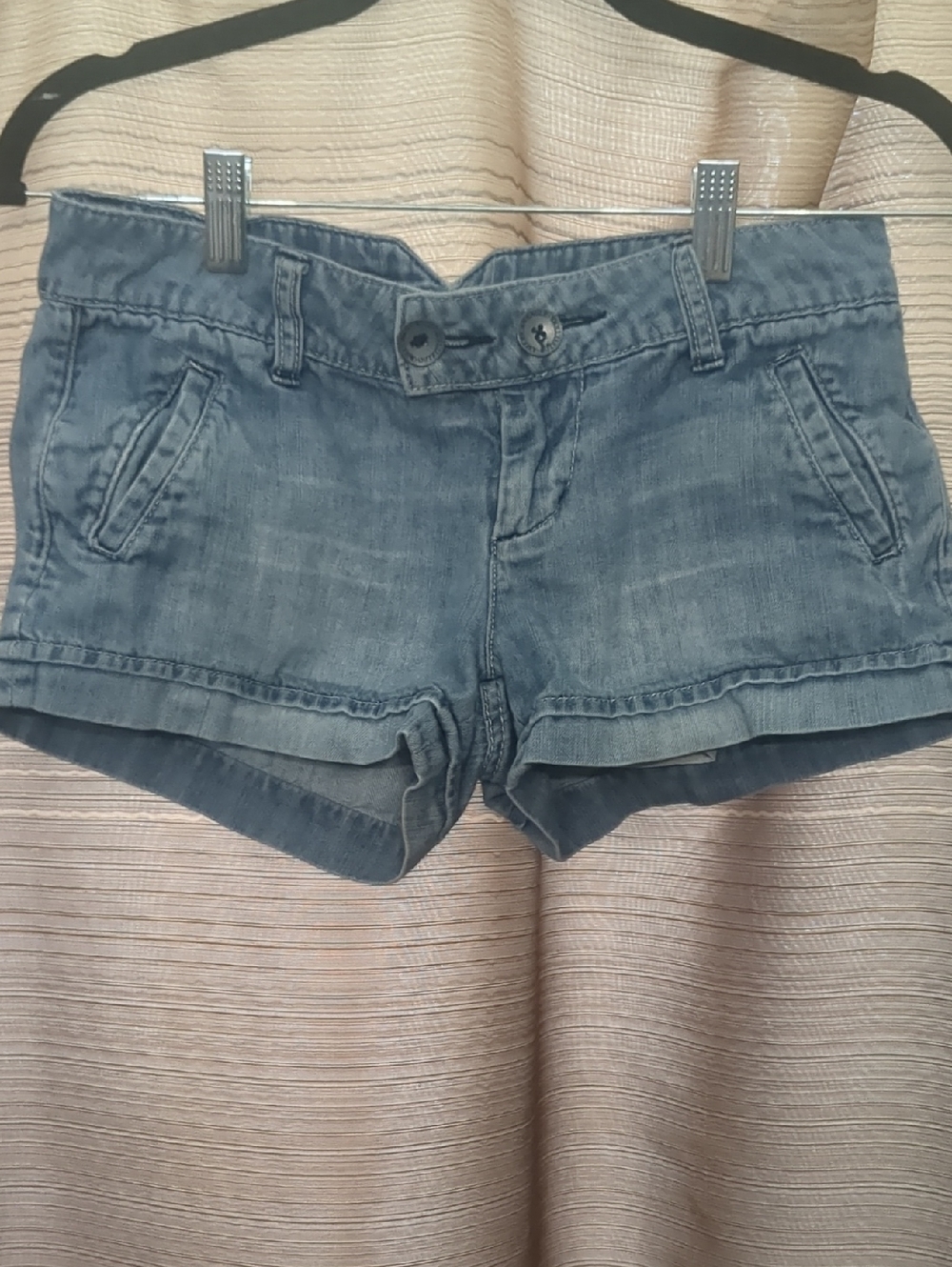 American Eagle Outfitters Blue Faded Denim Roll-Hem Shorts